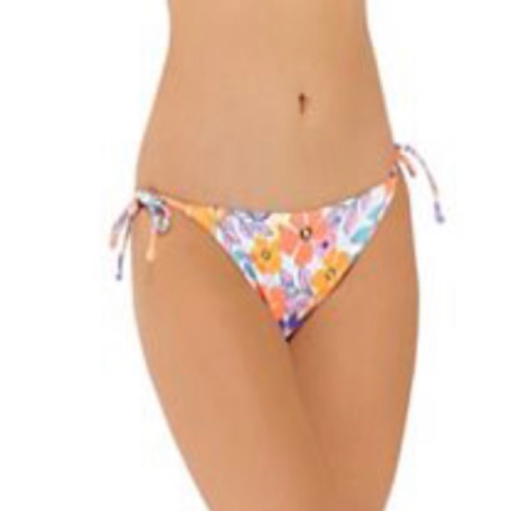 Ninety-Nine Sideโ Toe Hipster Swim Bottoms